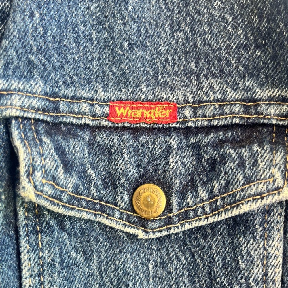 WRANGLER Jean Jacket Like New Condition - Men's Medium - Picture 4 of 8